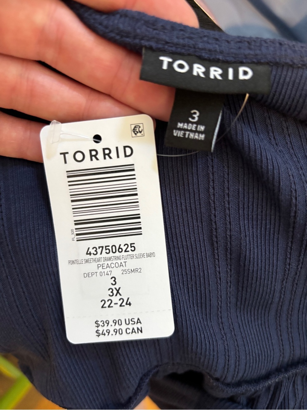 torrid Navy Ruched V-Neck Flutter Sleeve Blouse - Picture 3 of 3